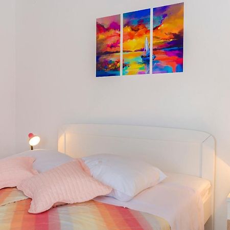 Apartment And Rooms Ema Vodice Ngoại thất bức ảnh