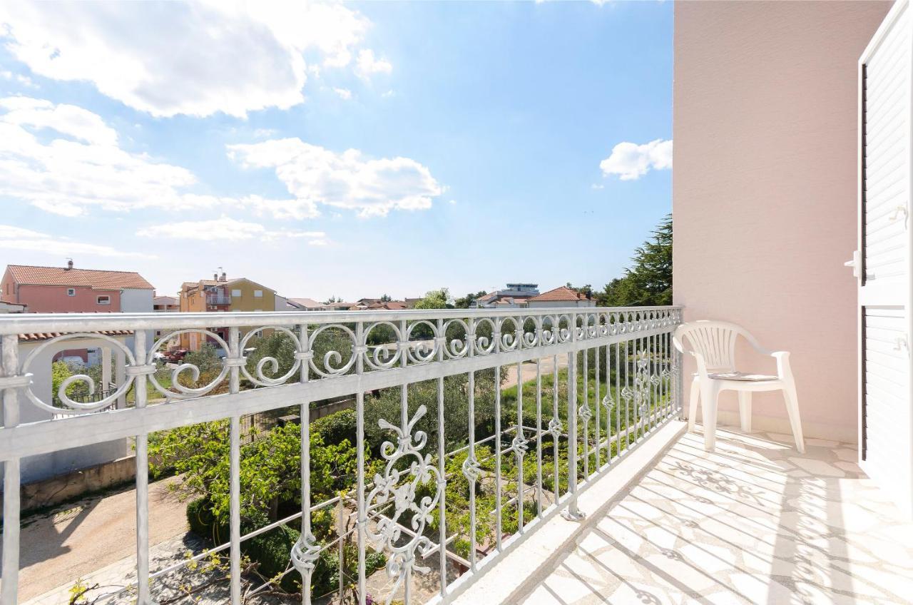 Apartment And Rooms Ema Vodice Ngoại thất bức ảnh