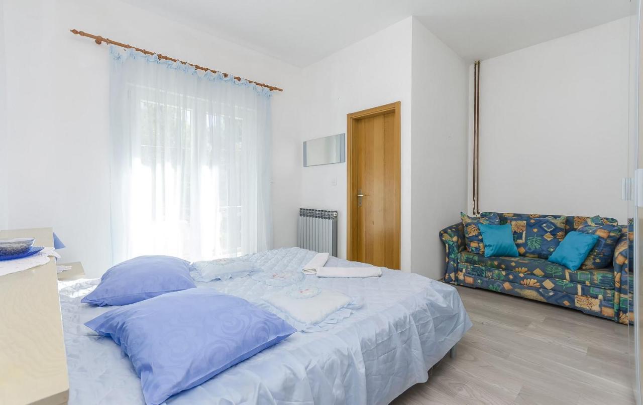 Apartment And Rooms Ema Vodice Ngoại thất bức ảnh